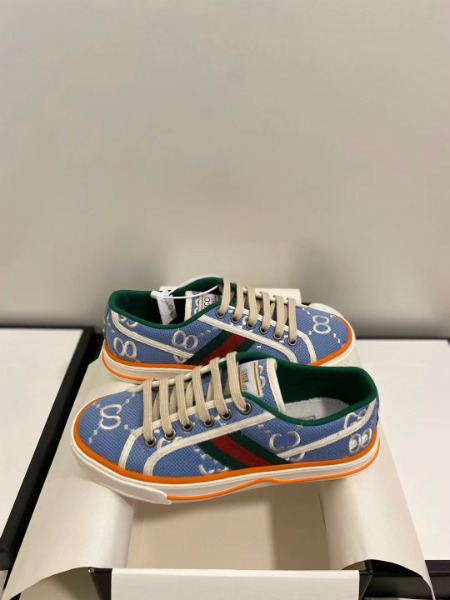 WOMEN TENNIS 1977 BLUE SNEAKERS