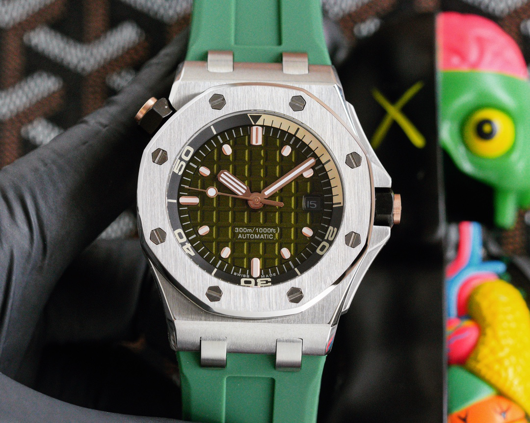 AP Offshore Stainless Steel Automatic Green Dial